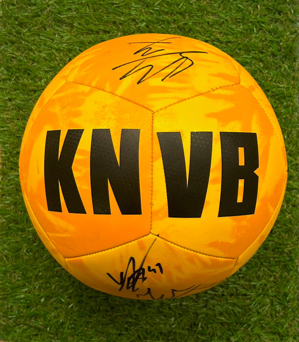 Ajax selectie - Gesigneerde KNVB bal