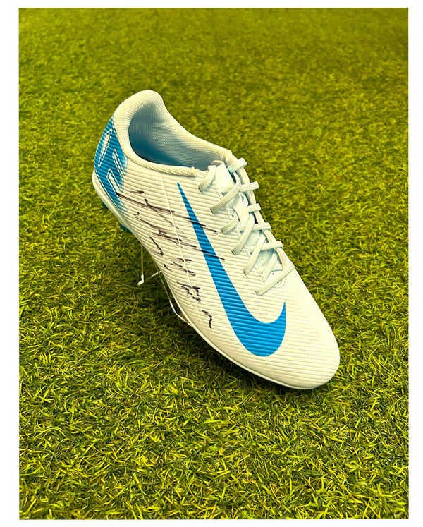 Arda Turan - Gesigneerde voetbalschoen
