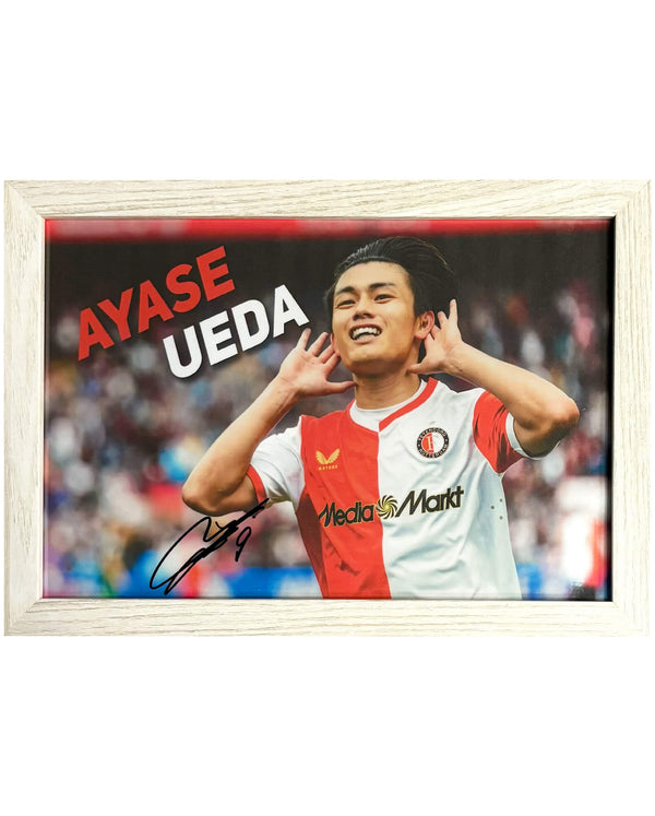 Ayase Ueda - Gesigneerde Feyenoord foto - 30x21
