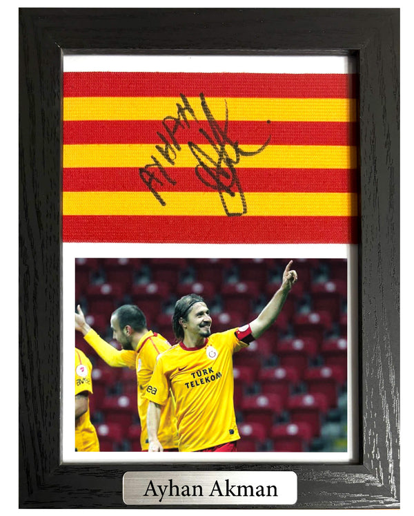 Ayhan Akman - Gesigneerde Galatasaray aanvoerdersband