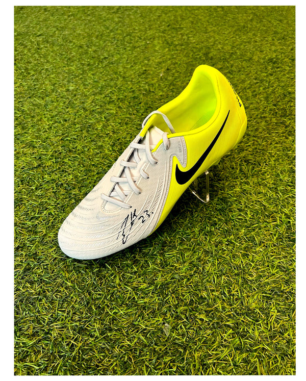 Steven Berghuis - Gesigneerde voetbalschoen