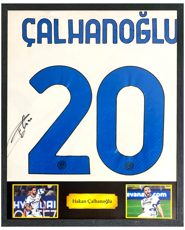Hakan Çalhanoğlu - Gesigneerd Internazionale uitshirt 21/22