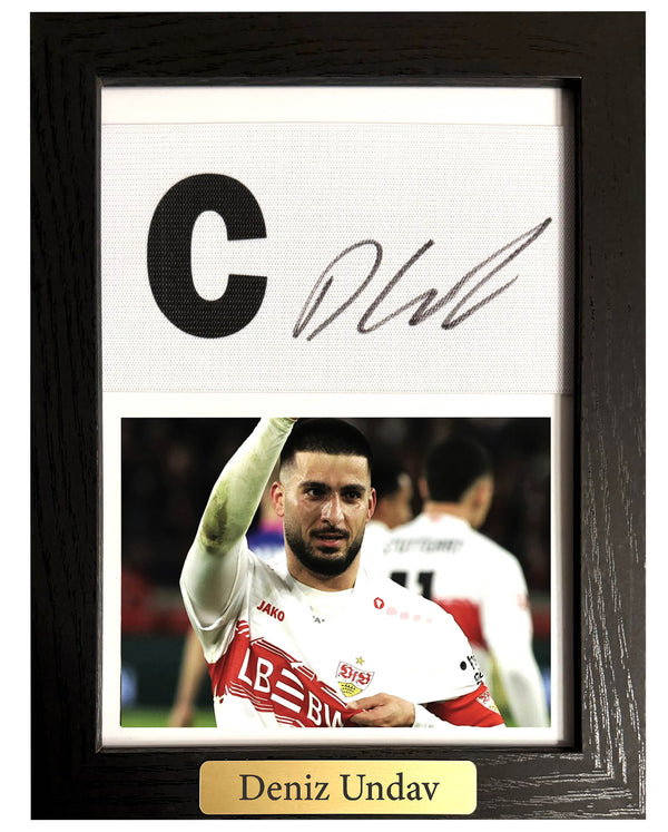 Deniz Undav - Gesigneerde aanvoerdersband
