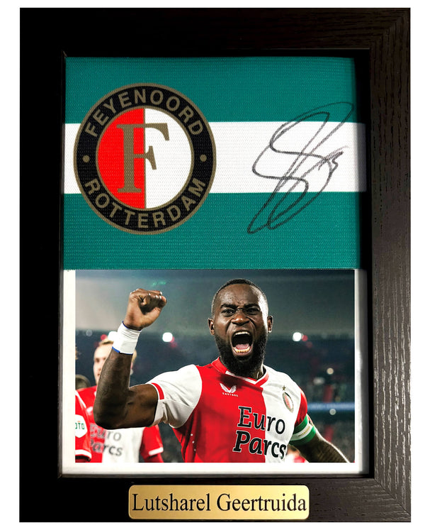 Lutsharel Geertruida - Gesigneerde Feyenoord aanvoerdersband