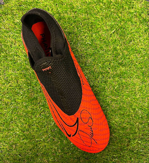 Fernando Torres - Signed football shoe - Red