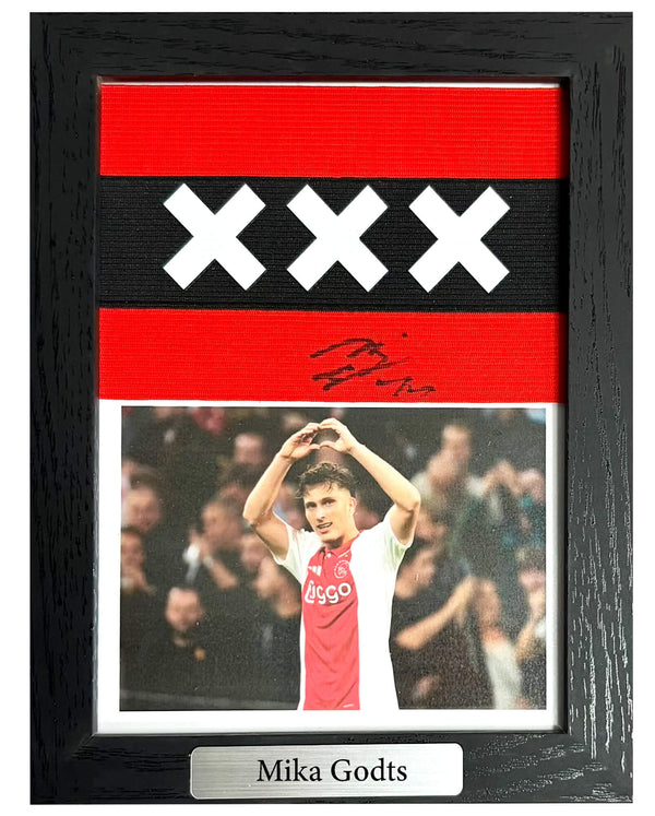 Mika Godts - Gesigneerde Ajax aanvoerdersband