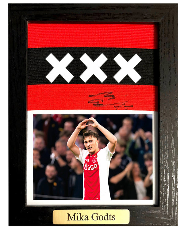 Mika Godts - Gesigneerde Ajax aanvoerdersband