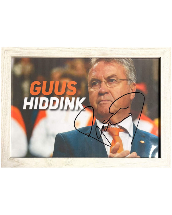 Guus Hiddink - Gesigneerde Nederland foto - 30x21