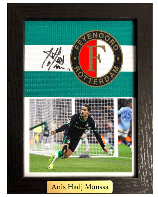 Anis Hadj Moussa - Gesigneerde Feyenoord aanvoerdersband