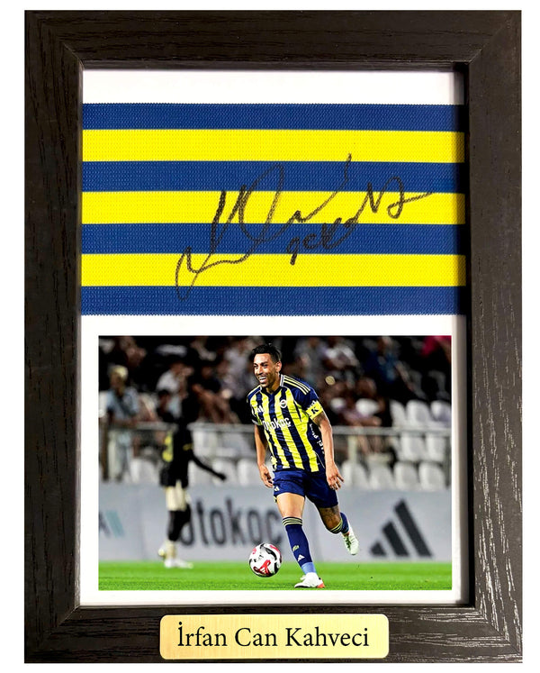 İrfan Can Kahveci - Gesigneerde Fenerbahçe aanvoerdersband