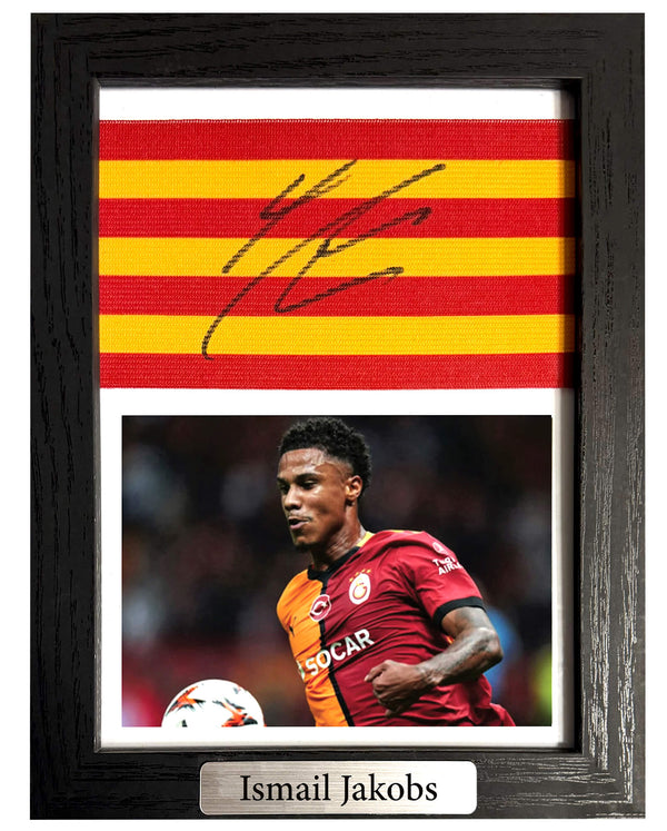 Ismail Jakobs - Gesigneerde Galatasaray aanvoerdersband