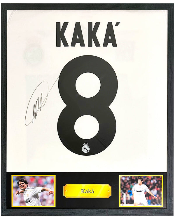 Kaká - Gesigneerd Real Madrid thuisshirt 09/10