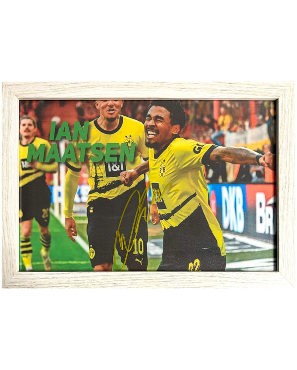 Ian Maatsen - Gesigneerde Borussia Dortmund foto - 30x21