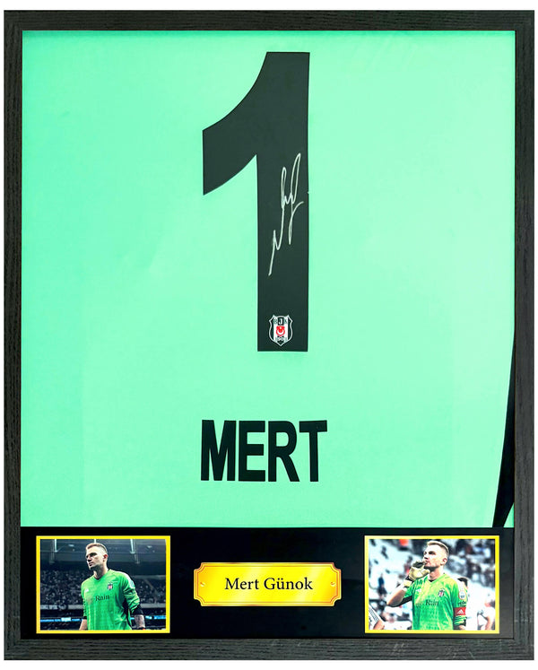 Mert Günok - Gesigneerd Beşiktaş keepersshirt 25/26