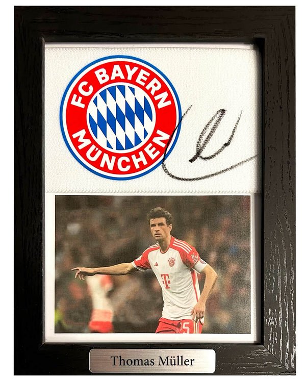 Thomas Müller - Gesigneerde Bayern München aanvoerdersband