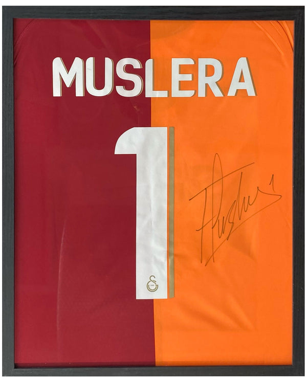 Fernando Muslera - Signiertes Galatasaray-Heimtrikot