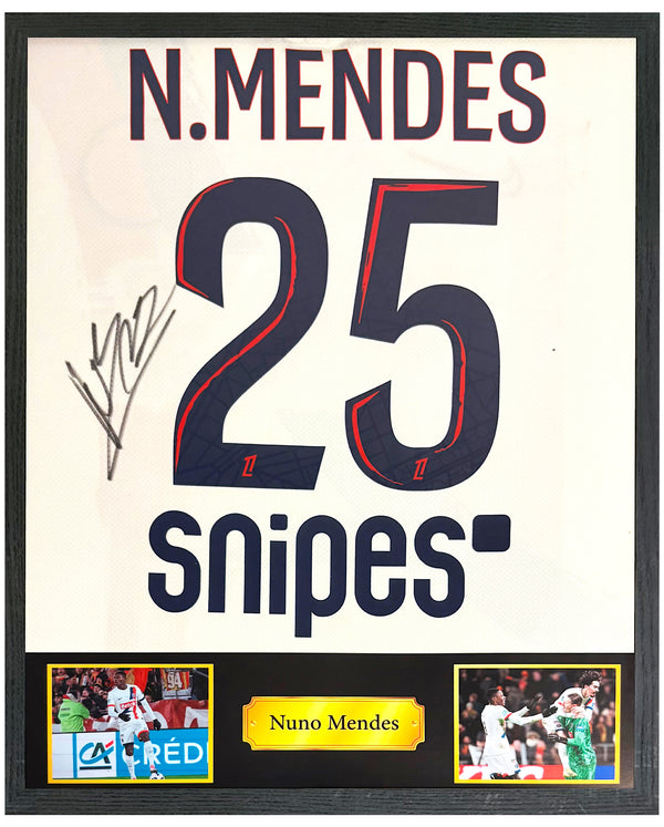 Nuno Mendes - Gesigneerd Paris Saint-Germain uitshirt 24/25