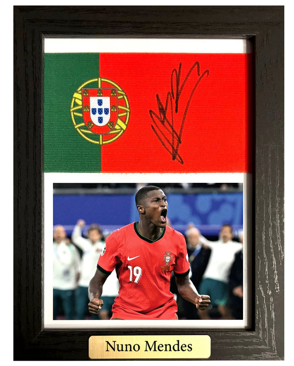 Nuno Mendes - Gesigneerde Portugal aanvoerdersband