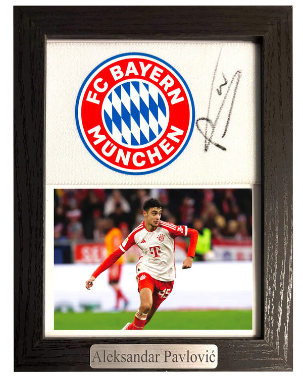 Aleksandar Pavlović - Gesigneerde Bayern München aanvoerdersband