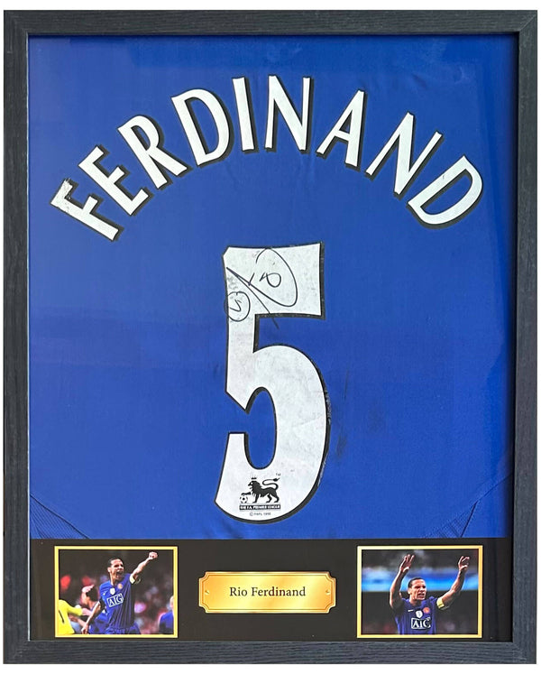 Rio Ferdinand - Gesigneerd Manchester United shirt