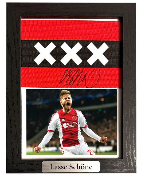 Lasse Schøne - Gesigneerde Ajax aanvoerdersband