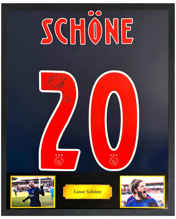 Lasse Schøne - Gesigneerd Ajax uitshirt 17/18