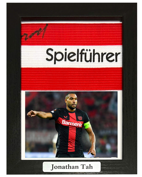 Jonathan Tah - Gesigneerde aanvoerdersband