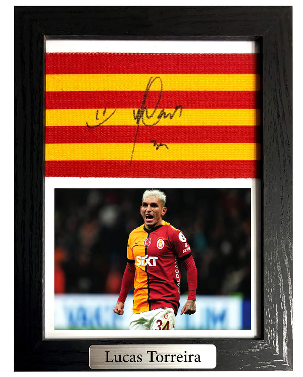 Lucas Torreira - Gesigneerde Galatasaray aanvoerdersband