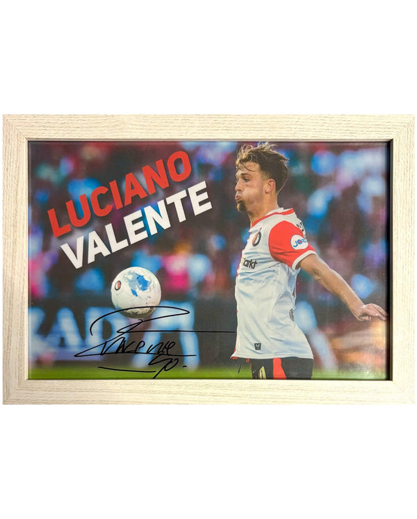Luciano Valente - Gesigneerde Feyenoord foto - 30x21