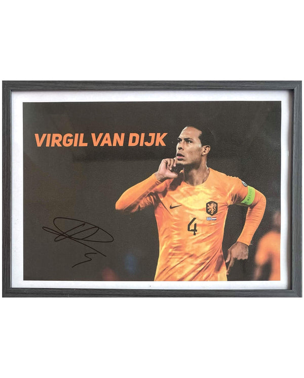 Virgil van Dijk - Signed photo - 30x21