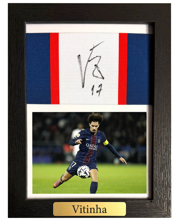 Vitinha - Gesigneerde Paris Saint-Germain aanvoerdersband