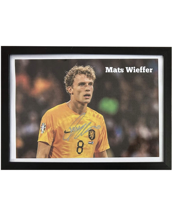 Mats Wieffer - Signed photo - 30x21