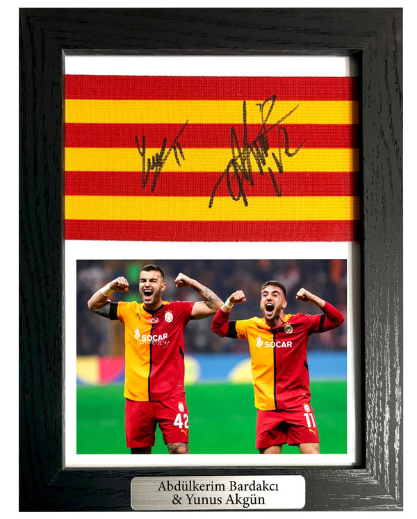 Yunus Akgün & Abdülkerim Bardakcı - Gesigneerde Galatasaray aanvoerdersband